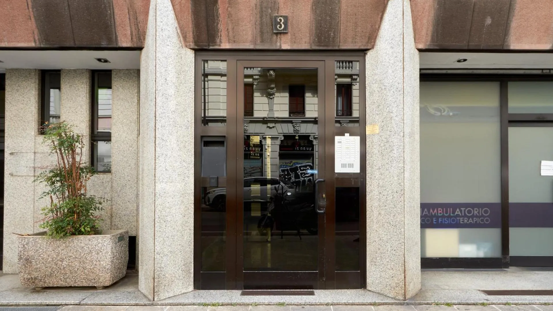 Easylife - Stupendo Appartamento In Porta Venezia Milan 0*,  Italy
